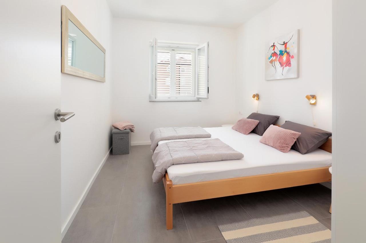 Blue Sunrise Apartment فرسي المظهر الخارجي الصورة