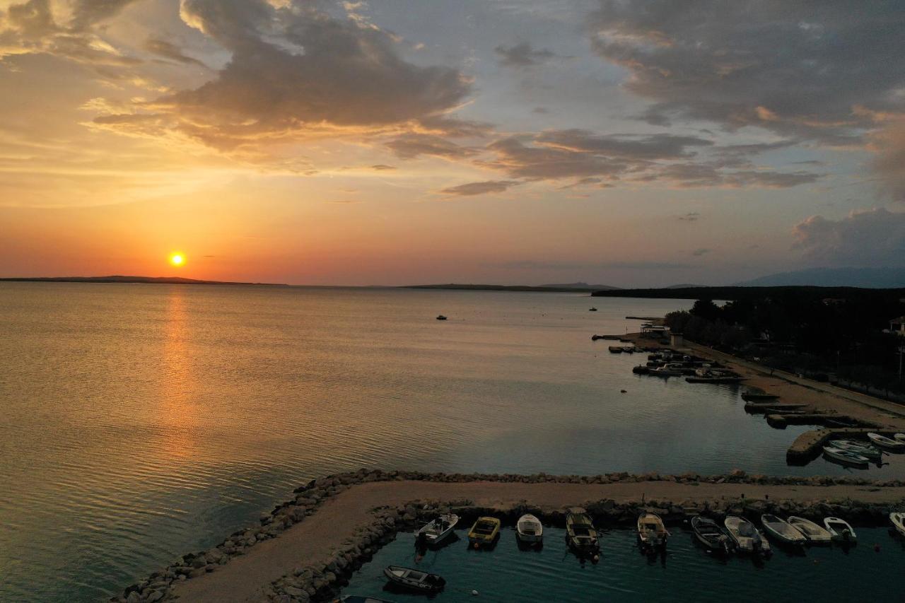 Blue Sunrise Apartment فرسي المظهر الخارجي الصورة