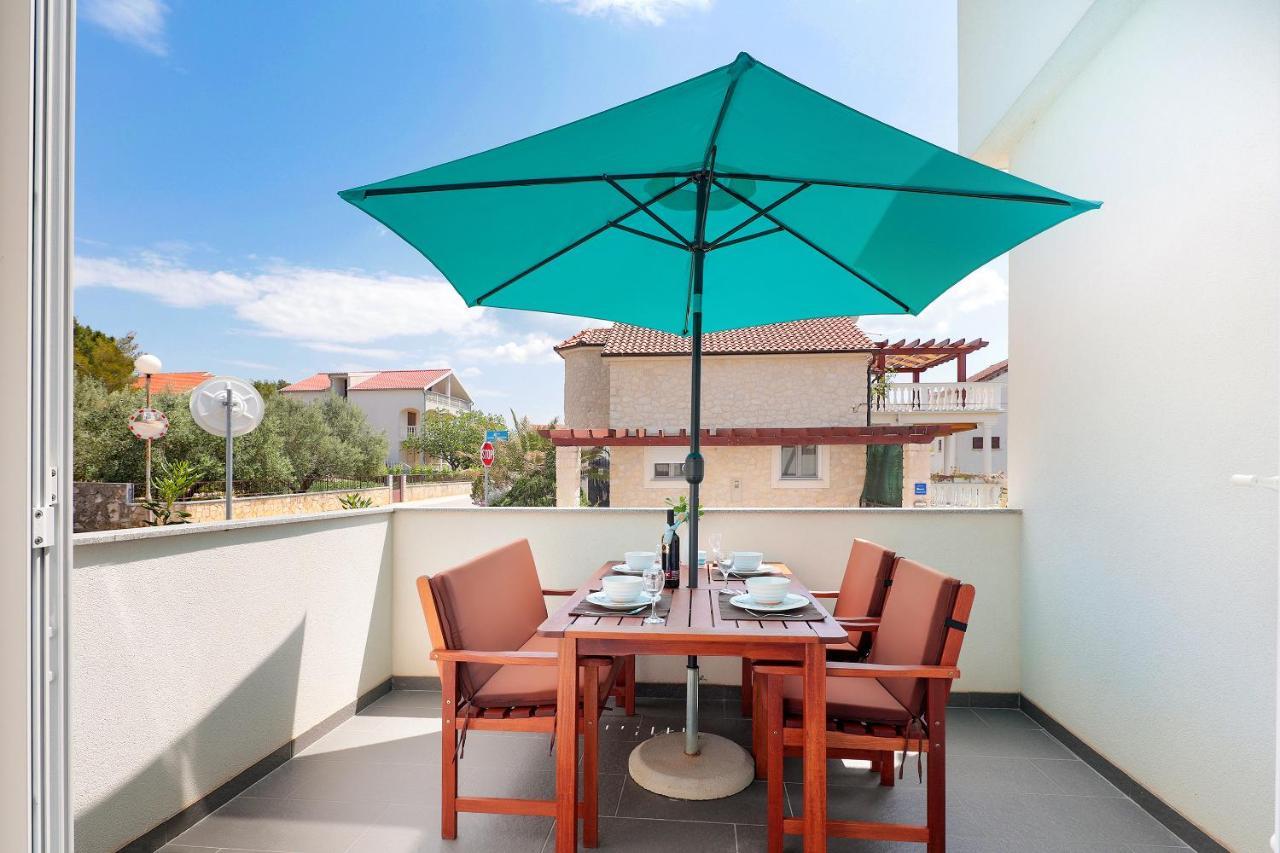 Blue Sunrise Apartment فرسي المظهر الخارجي الصورة