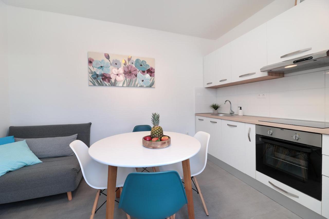 Blue Sunrise Apartment فرسي المظهر الخارجي الصورة